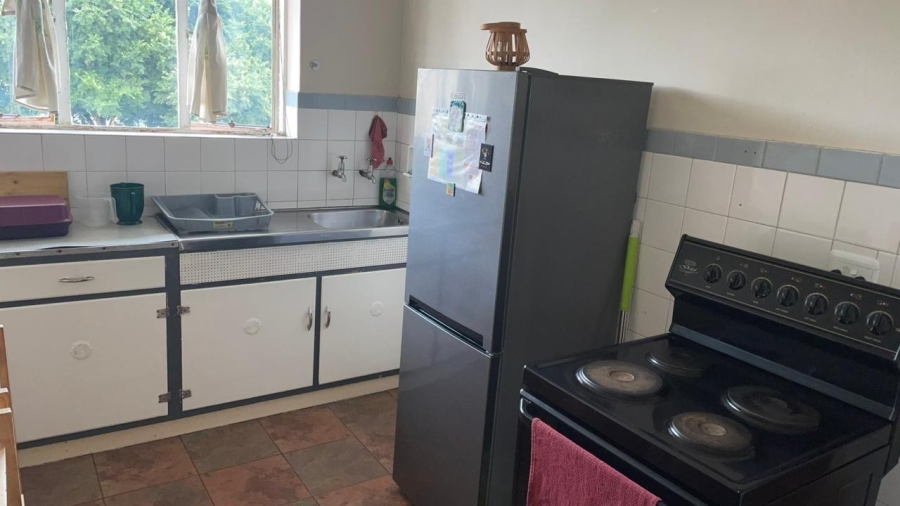 2 Bedroom Property for Sale in Uitenhage Upper Central Eastern Cape